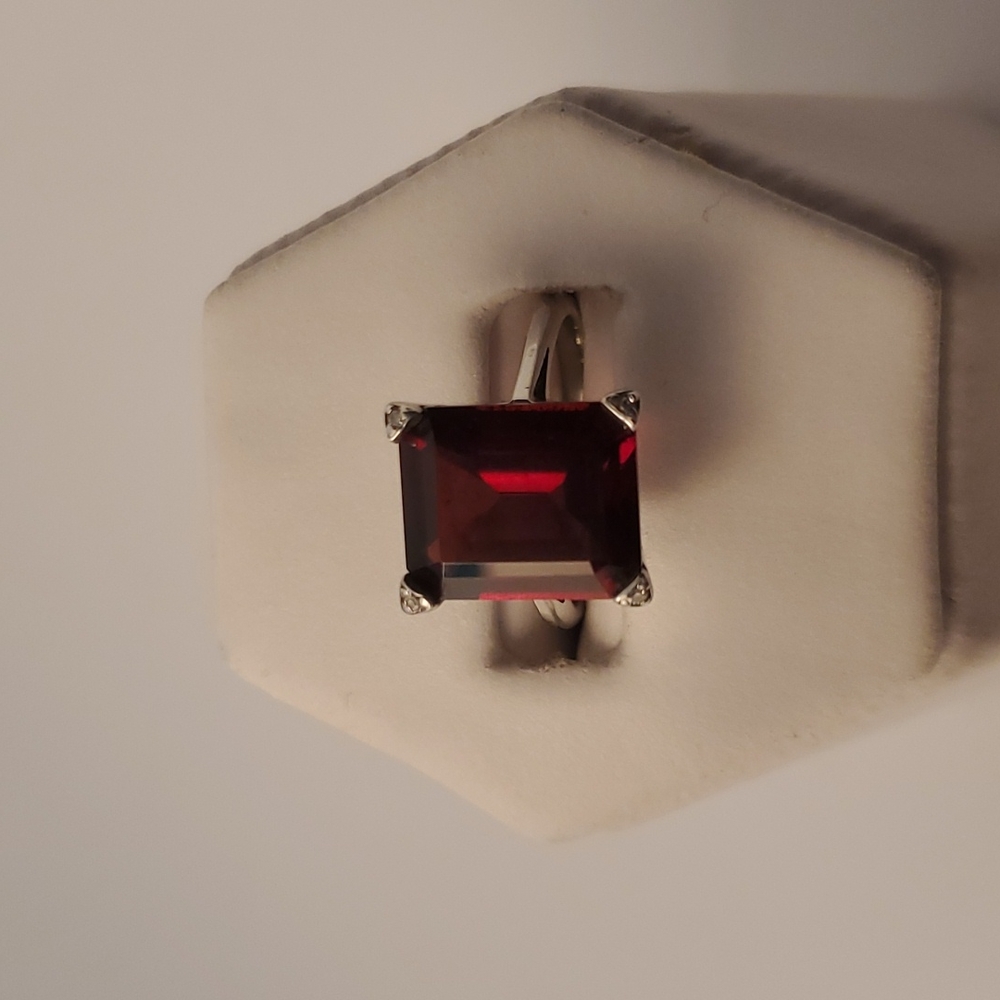 Sterling Silver Genuine Garnet and diamond ring Size 6
